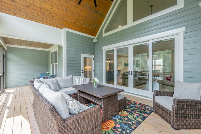 12071 Herrington Way, Soddy Daisy, TN 37379