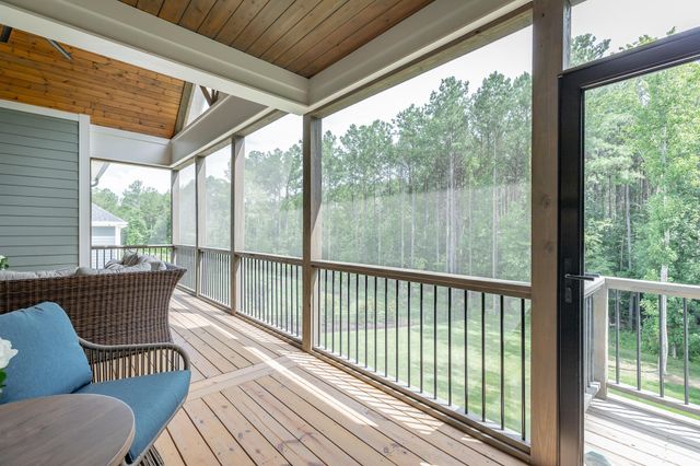 12071 Herrington Way, Soddy Daisy, TN 37379