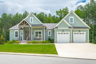 12071 Herrington Way, Soddy Daisy, TN 37379