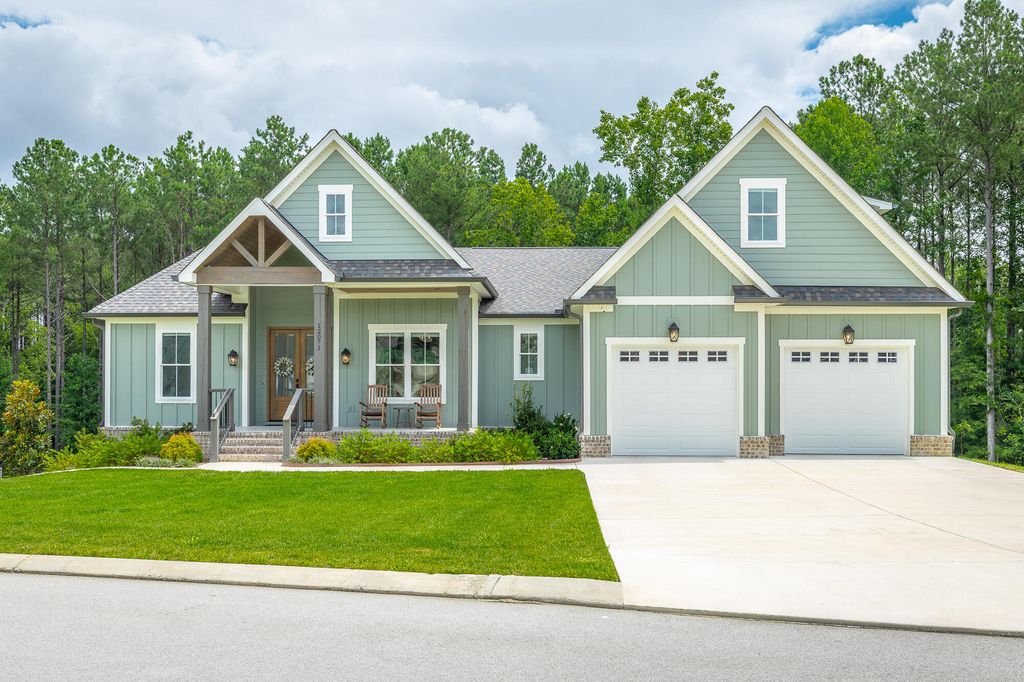 12071 Herrington Way, Soddy Daisy, TN 37379