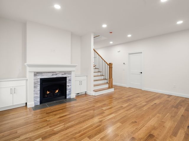 78 Wood Ave, East Longmeadow, MA 01028