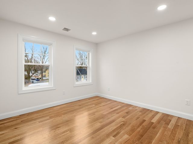 78 Wood Ave, East Longmeadow, MA 01028