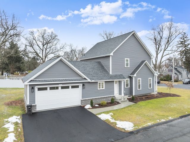 78 Wood Ave, East Longmeadow, MA 01028