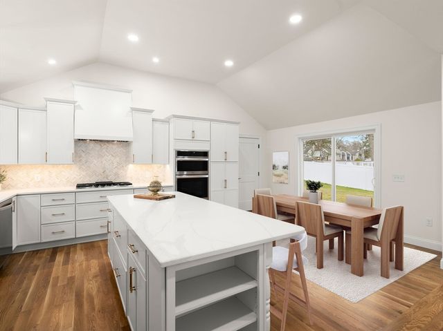 78 Wood Ave, East Longmeadow, MA 01028