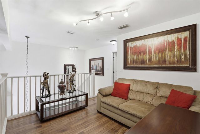 1215 NW 55 STREET 7, Gainesville, FL 32605