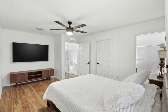 1215 NW 55 STREET 7, Gainesville, FL 32605