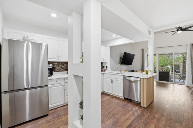 1215 NW 55 STREET 7, Gainesville, FL 32605