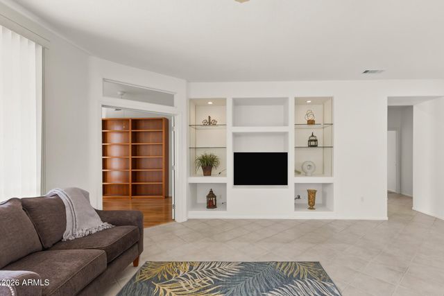 15655 W BETHESDA Court, Surprise, AZ 85374