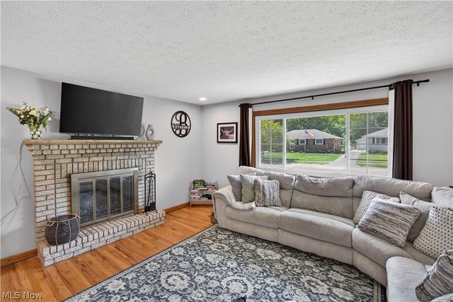 35577 Freed Drive, Eastlake, OH 44095
