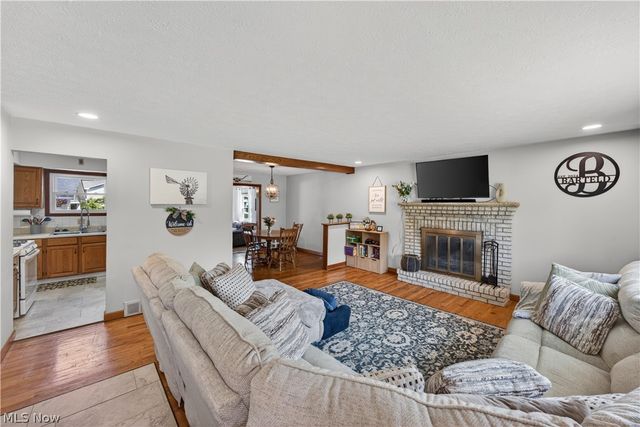 35577 Freed Drive, Eastlake, OH 44095