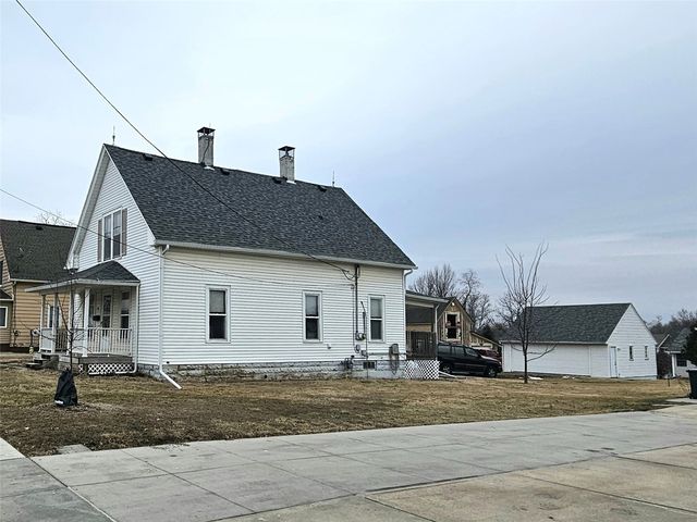 91 Wilson Avenue SW, Cedar Rapids, IA 52404