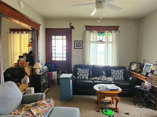 91 Wilson Avenue SW, Cedar Rapids, IA 52404