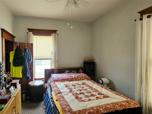 91 Wilson Avenue SW, Cedar Rapids, IA 52404