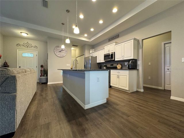 1680 5TH AVENUE, Deland, FL 32724