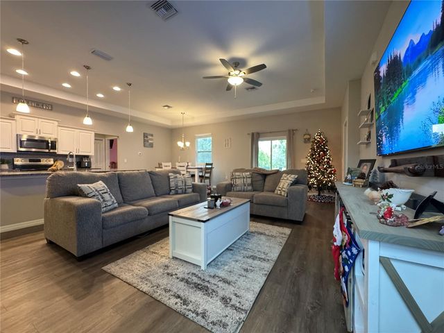 1680 5TH AVENUE, Deland, FL 32724