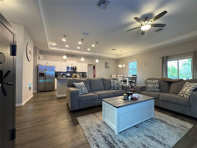 1680 5TH AVENUE, Deland, FL 32724