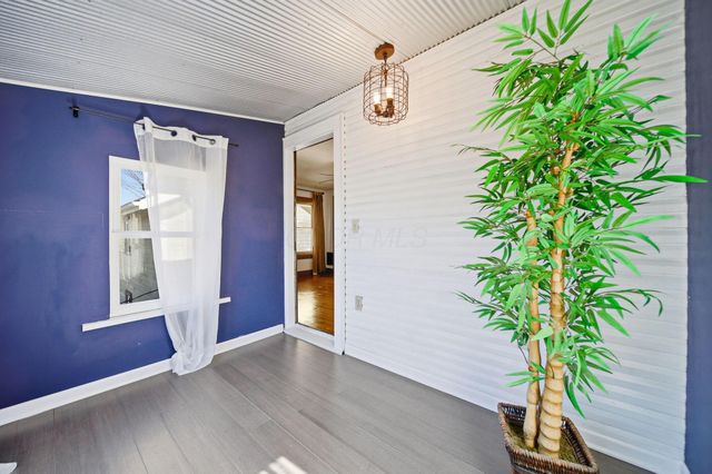 2717 Hibbert Avenue, Columbus, OH 43202