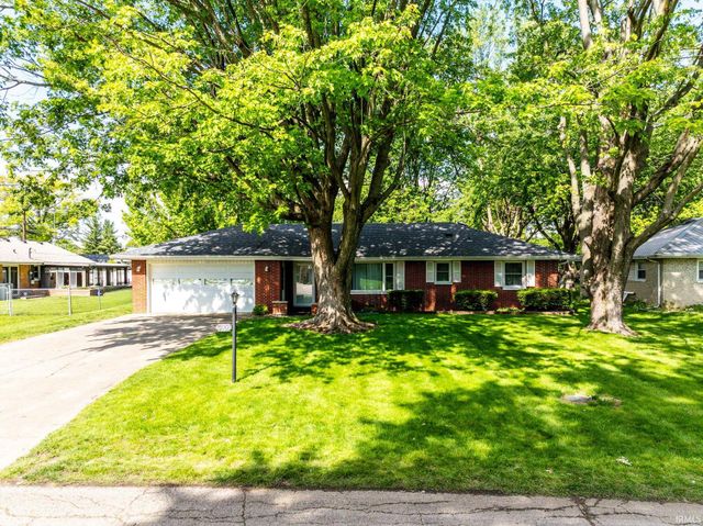 3905 N Lanewood Drive, Muncie, IN 47304
