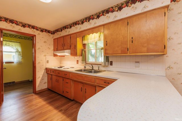 3905 N Lanewood Drive, Muncie, IN 47304