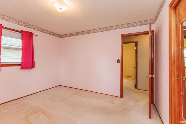 3905 N Lanewood Drive, Muncie, IN 47304