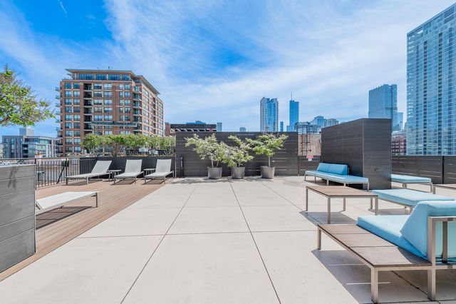 411 W Ontario Street 220, Chicago, IL 60654