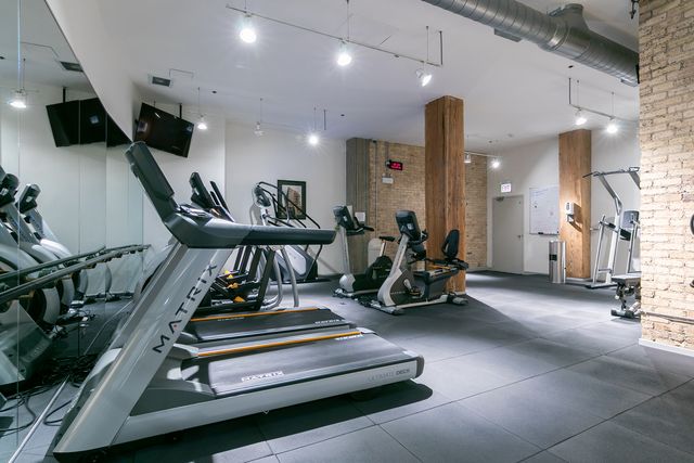 411 W Ontario Street 220, Chicago, IL 60654