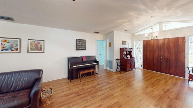 2215 TONIWOOD LANE, Palm Harbor, FL 34685