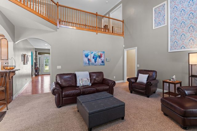 1131 Kacie Dr, Pleasant View, TN 37146