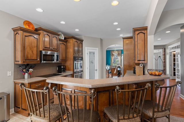 1131 Kacie Dr, Pleasant View, TN 37146