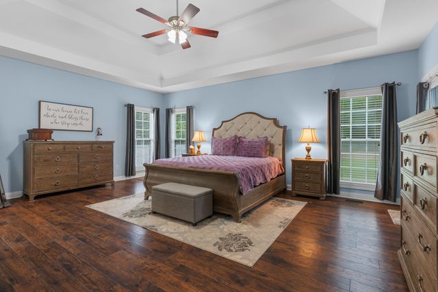 1131 Kacie Dr, Pleasant View, TN 37146