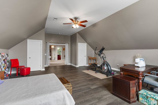 1131 Kacie Dr, Pleasant View, TN 37146