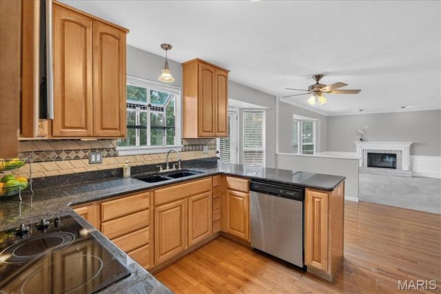 238 Westridge Parc Lane, Ellisville, MO 63021
