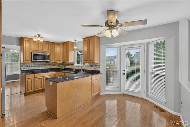 238 Westridge Parc Lane, Ellisville, MO 63021