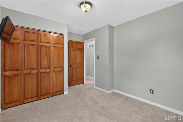 238 Westridge Parc Lane, Ellisville, MO 63021