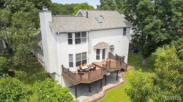 238 Westridge Parc Lane, Ellisville, MO 63021
