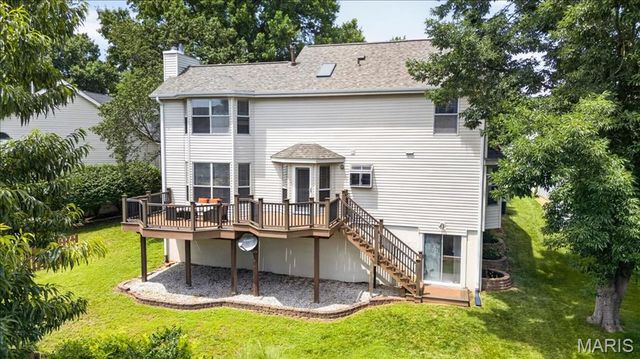238 Westridge Parc Lane, Ellisville, MO 63021