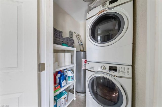 212 Paladin DR, Virginia Beach, VA 23452