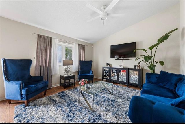 212 Paladin DR, Virginia Beach, VA 23452