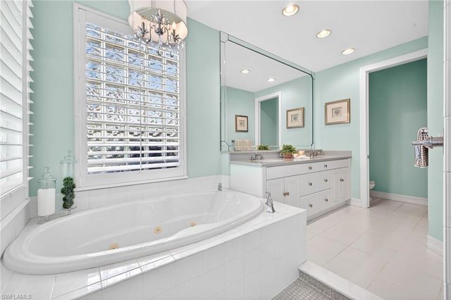 2805 TIBURON BLVD E 1-101, Naples, FL 34109