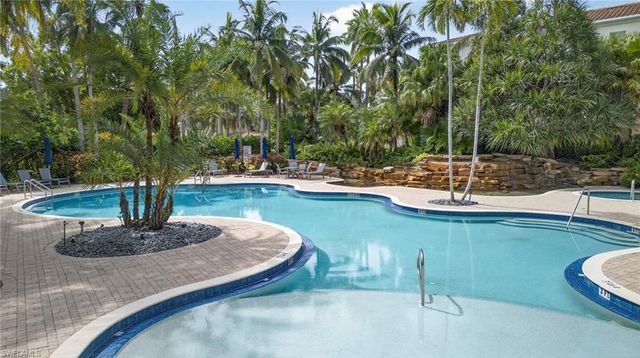 2805 TIBURON BLVD E 1-101, Naples, FL 34109