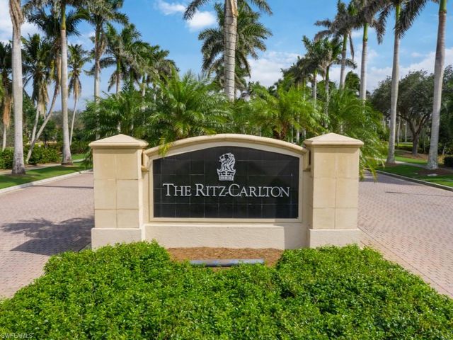 2805 TIBURON BLVD E 1-101, Naples, FL 34109
