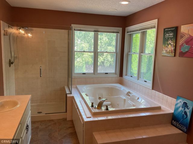 2145 14th Avenue E, North Saint Paul, MN 55109
