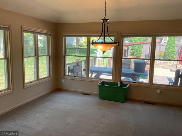 2145 14th Avenue E, North Saint Paul, MN 55109