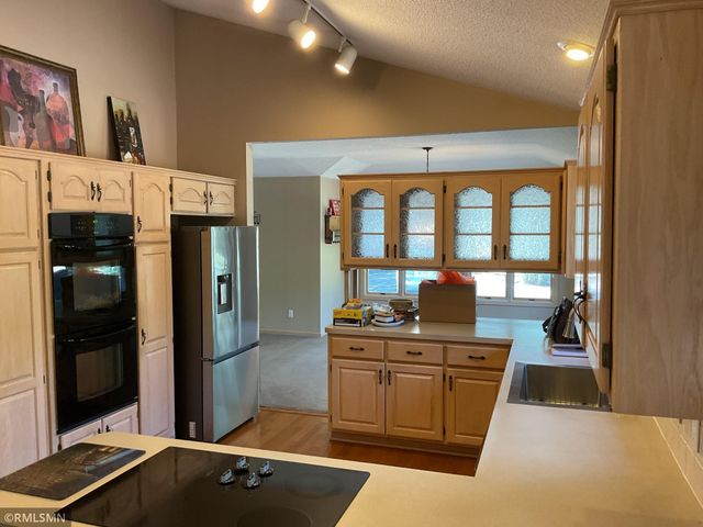 2145 14th Avenue E, North Saint Paul, MN 55109