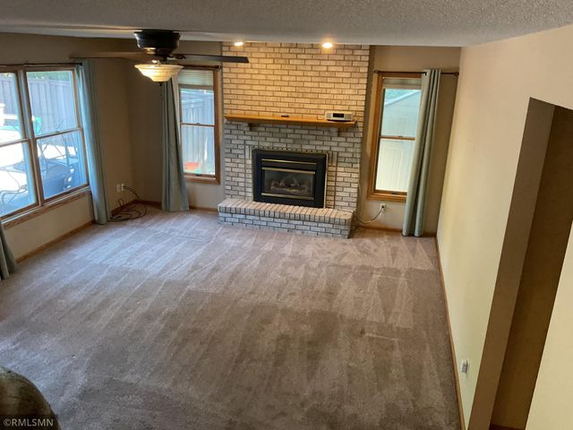 2145 14th Avenue E, North Saint Paul, MN 55109