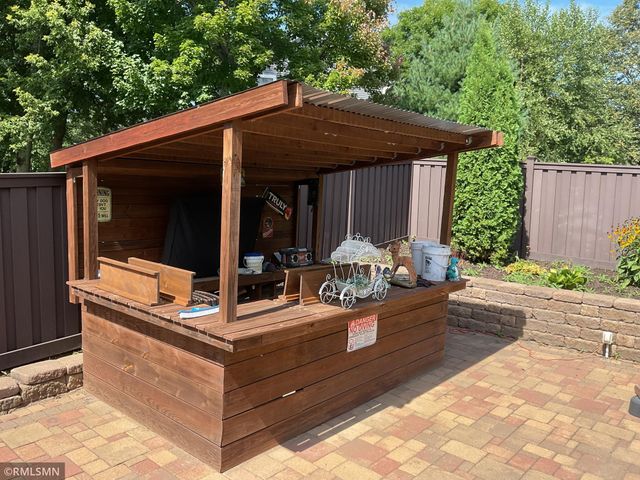2145 14th Avenue E, North Saint Paul, MN 55109