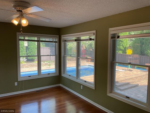 2145 14th Avenue E, North Saint Paul, MN 55109
