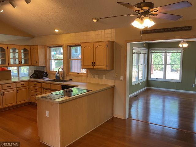 2145 14th Avenue E, North Saint Paul, MN 55109