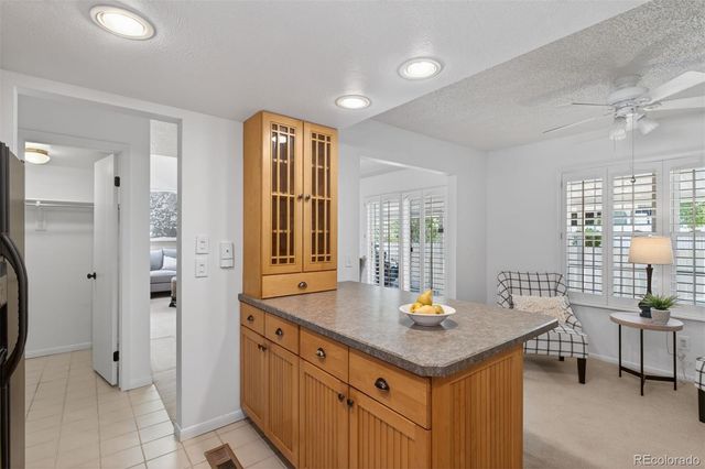 2558 S Vaughn Way D, Aurora, CO 80014