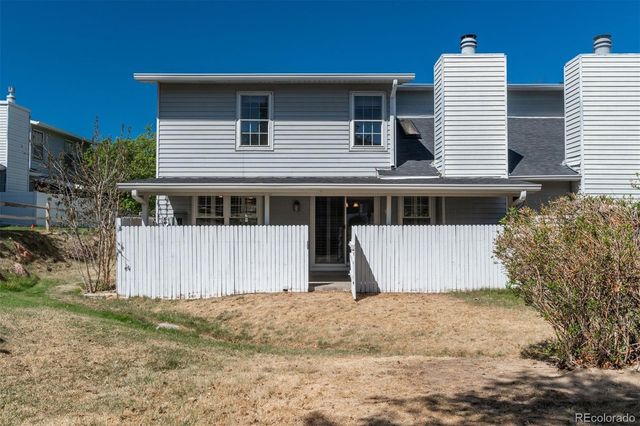 2558 S Vaughn Way D, Aurora, CO 80014